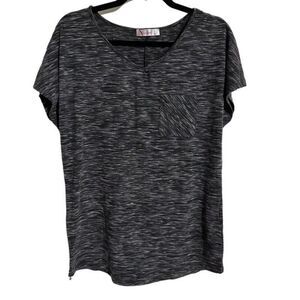 Misswor Gray V-Neck Tee Sz M